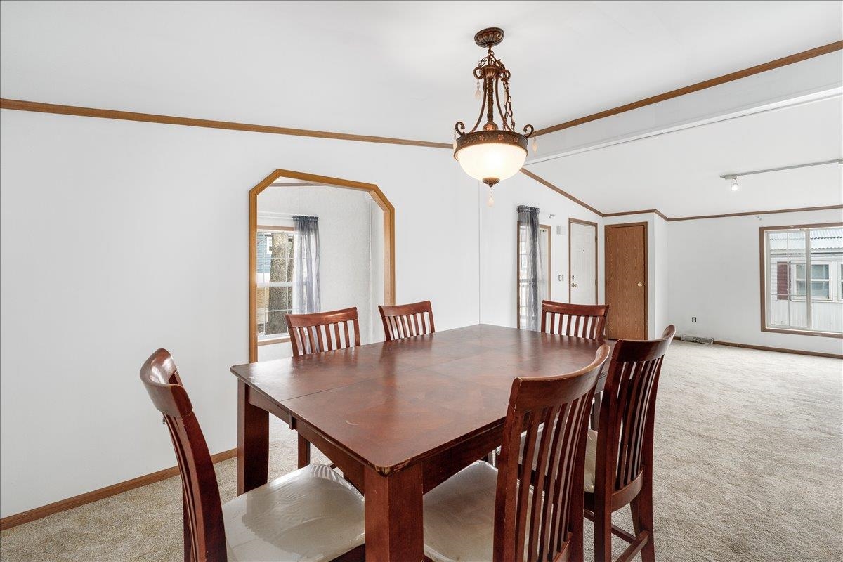 801 Nottingham Drive Exeter, NH 03833 - Photo 13 of 29