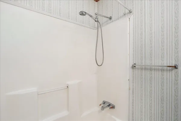 $162,000 | 801 Nottingham Drive, Exeter, NH 03833