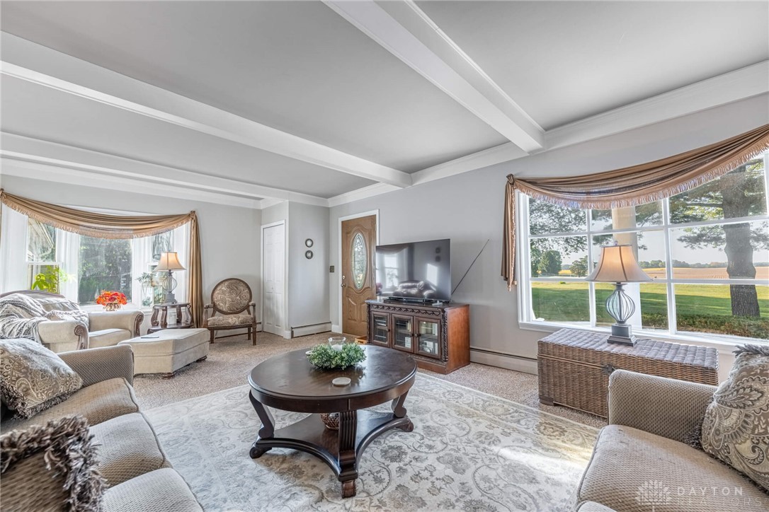 8375 North Montgomery County Line Road Englewood, OH 45322 - Photo 4 of 42 Gallery Image 4