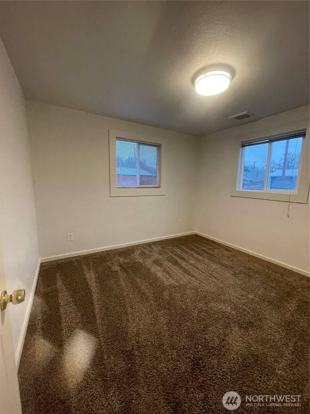 903 Howard Street Raymond, WA 98577 - Photo 8 of 11 a view of empty room