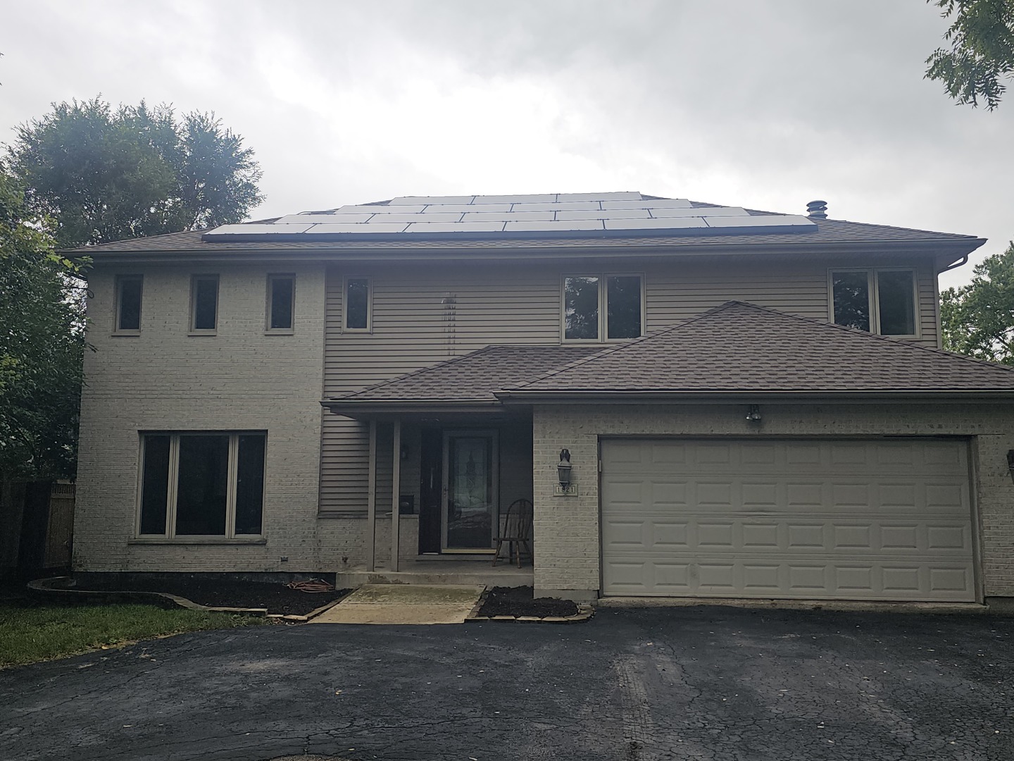a view of a house with outdoor space