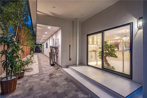 $4,315,000 | 16572 Carousel Lane, Huntington Beach, CA 92649