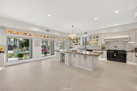 $4,315,000 | 16572 Carousel Lane, Huntington Beach, CA 92649