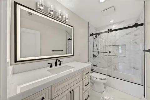 $4,315,000 | 16572 Carousel Lane, Huntington Beach, CA 92649