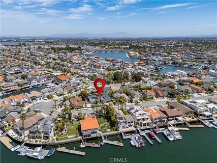 $4,315,000 | 16572 Carousel Lane, Huntington Beach, CA 92649