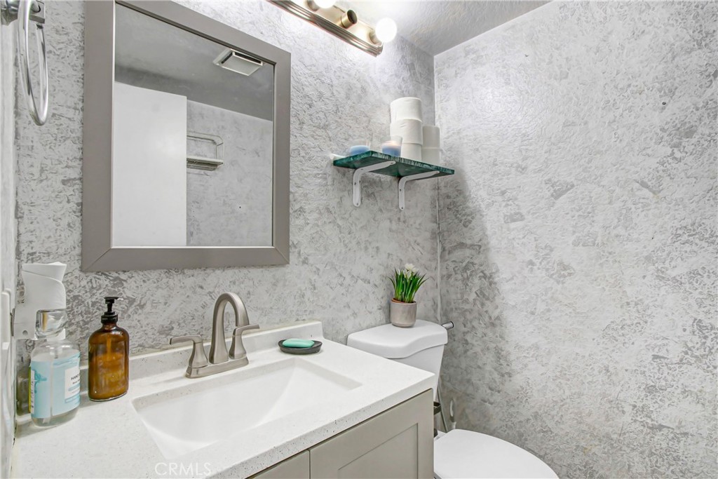142 South Lamarr Street Rialto, CA 92376 - Photo 8 of 19 Downstairs bathroom