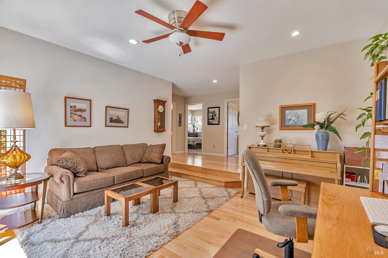9489 Vinecrest Road Windsor, CA 95492 - Photo 20 of 59