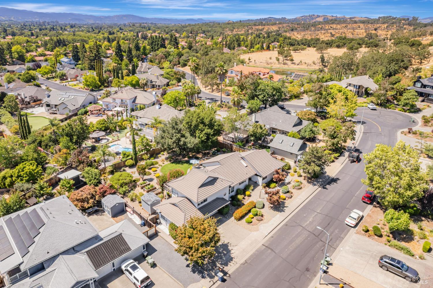 9489 Vinecrest Road Windsor, CA 95492 - Photo 49 of 59