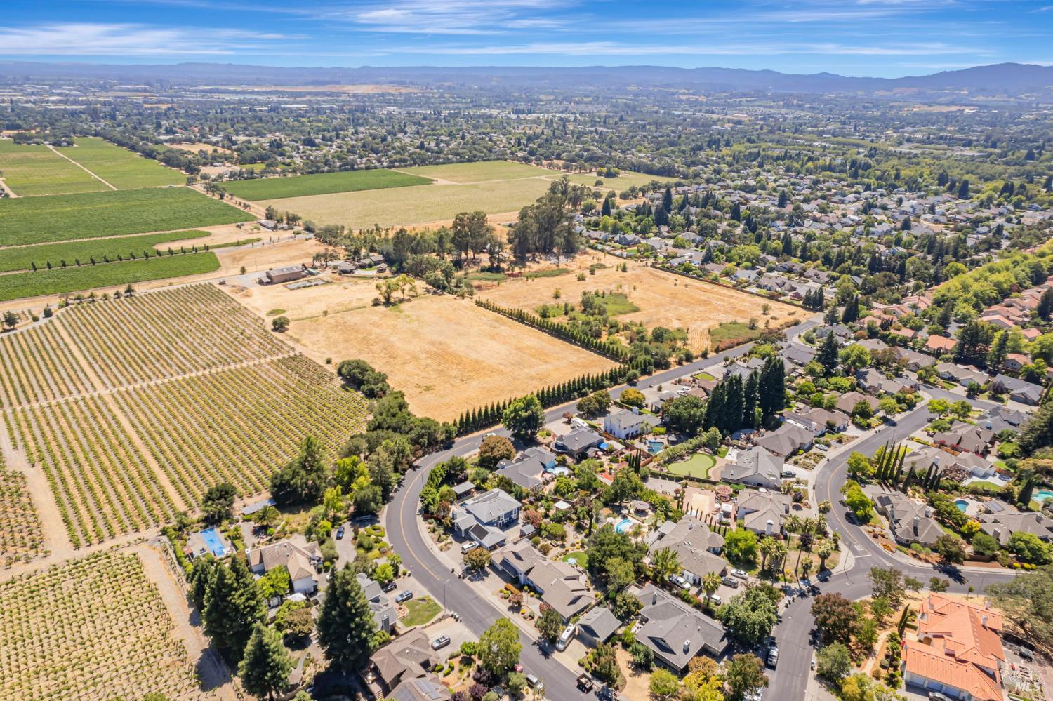 9489 Vinecrest Road Windsor, CA 95492 - Photo 57 of 59