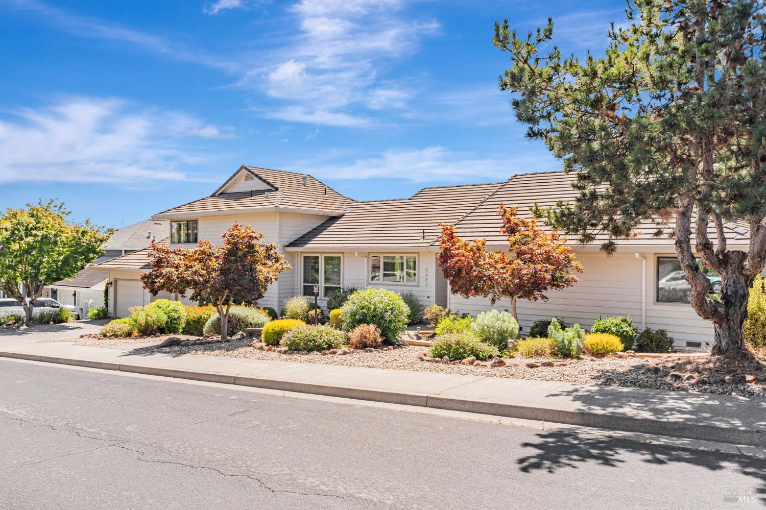 9489 Vinecrest Road Windsor, CA 95492 - Photo 8 of 59