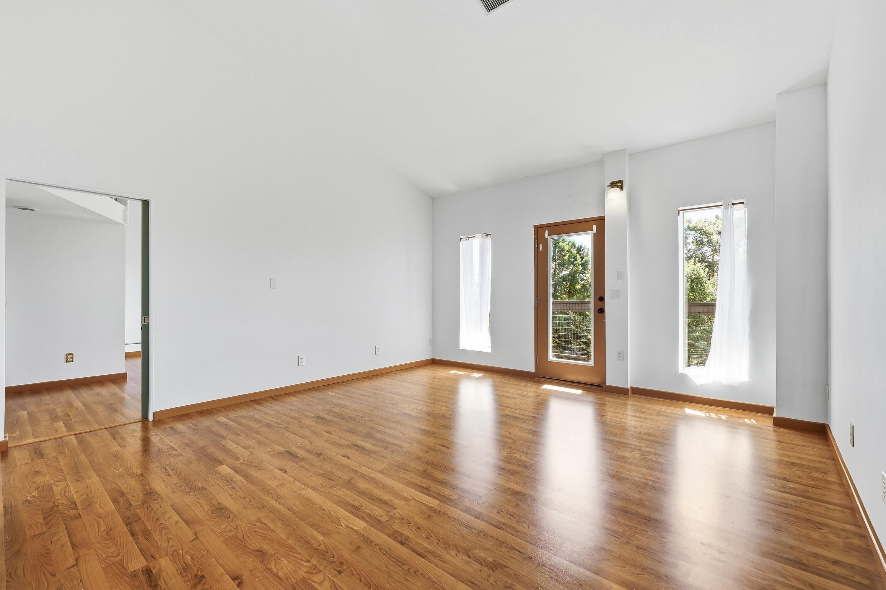 3350 Lebanon Road Bagdad, KY 40003 - Photo 45 of 114 Sitting area/multi-purpose room 2nd level