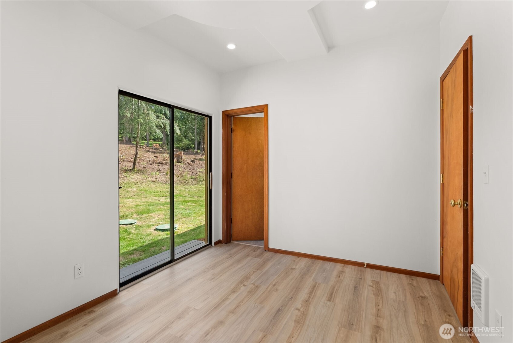 2054 Little Hanaford Road Centralia, WA 98531 - Photo 20 of 40