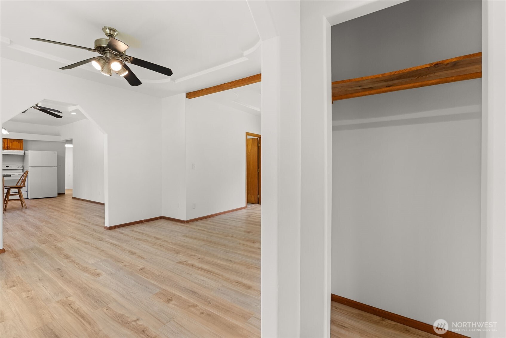 2054 Little Hanaford Road Centralia, WA 98531 - Photo 9 of 40