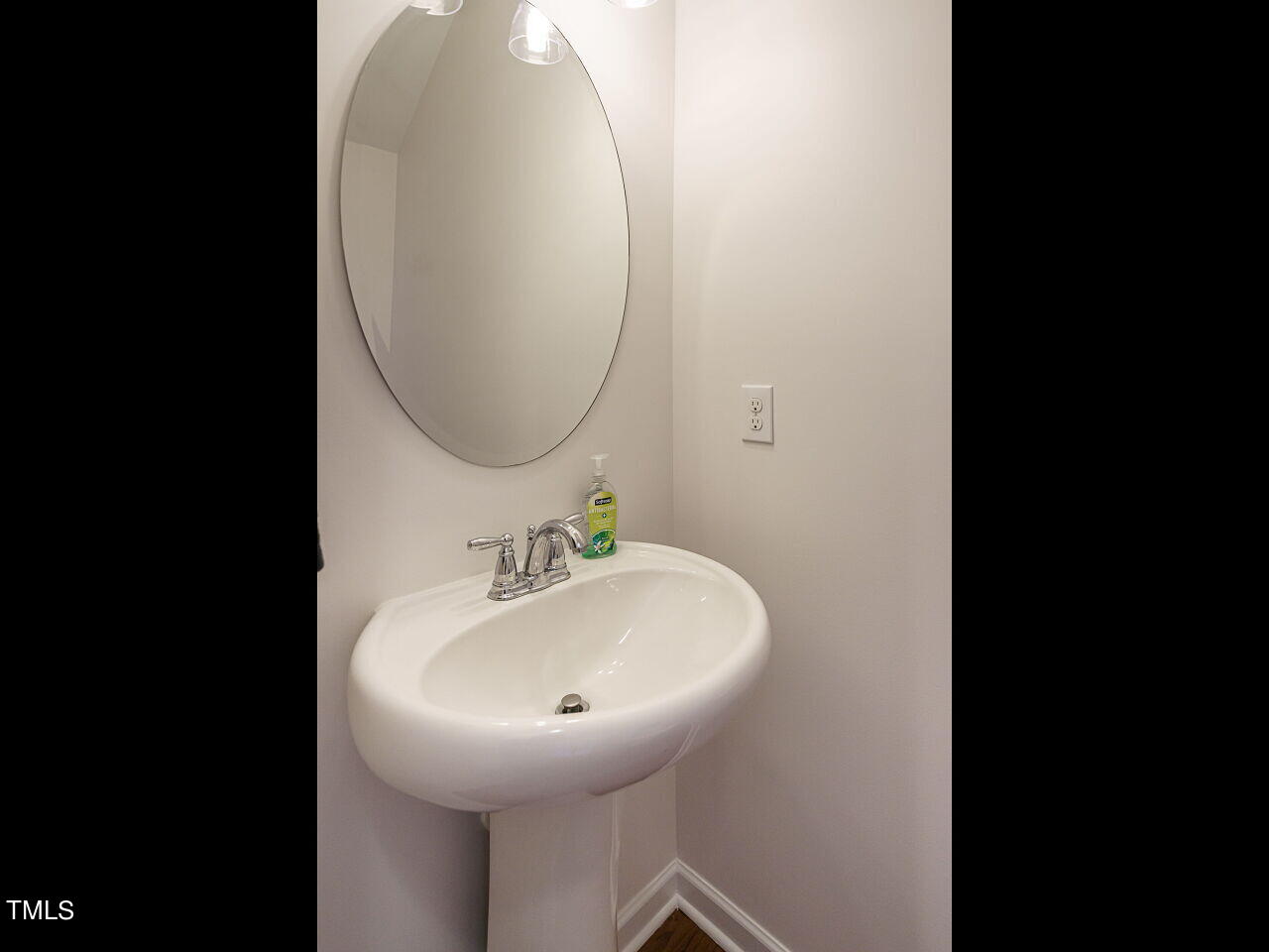 413 Stone Flower Lane Raleigh, NC 27603 - Photo 12 of 29 015-1280x960-photo