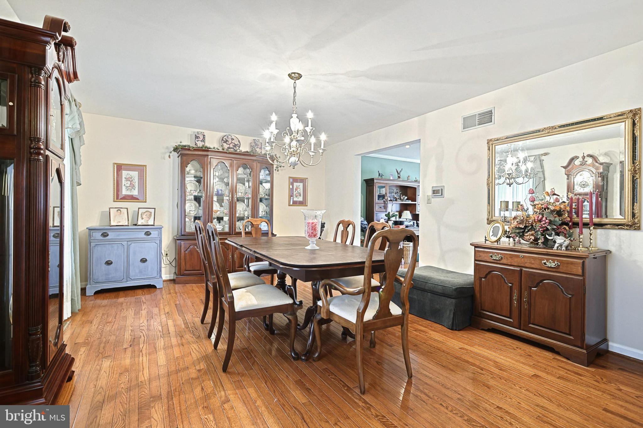 4 Bridle Road Shrewsbury, PA 17361 - Photo 8 of 32 Gallery Image 8