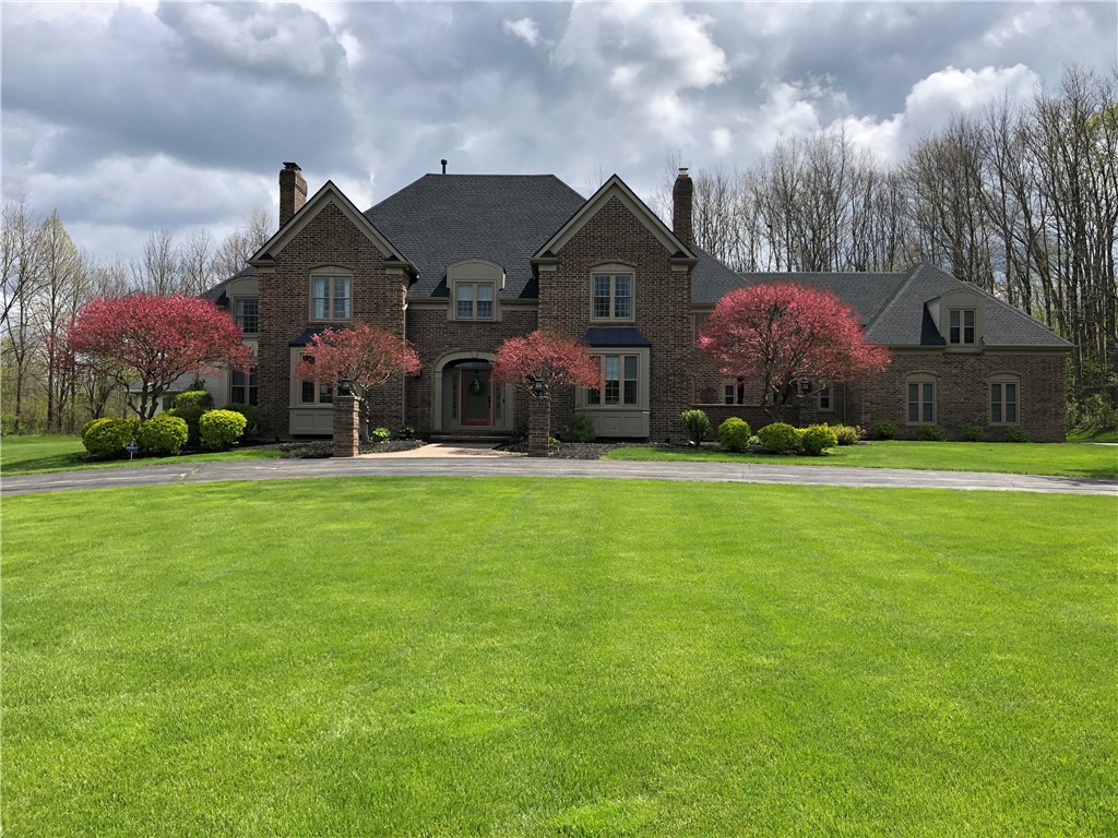 137 Tennyson Way Mendon, NY 14534 - Photo 1 of 1 Beautifully Manicured yard with circular driveway
