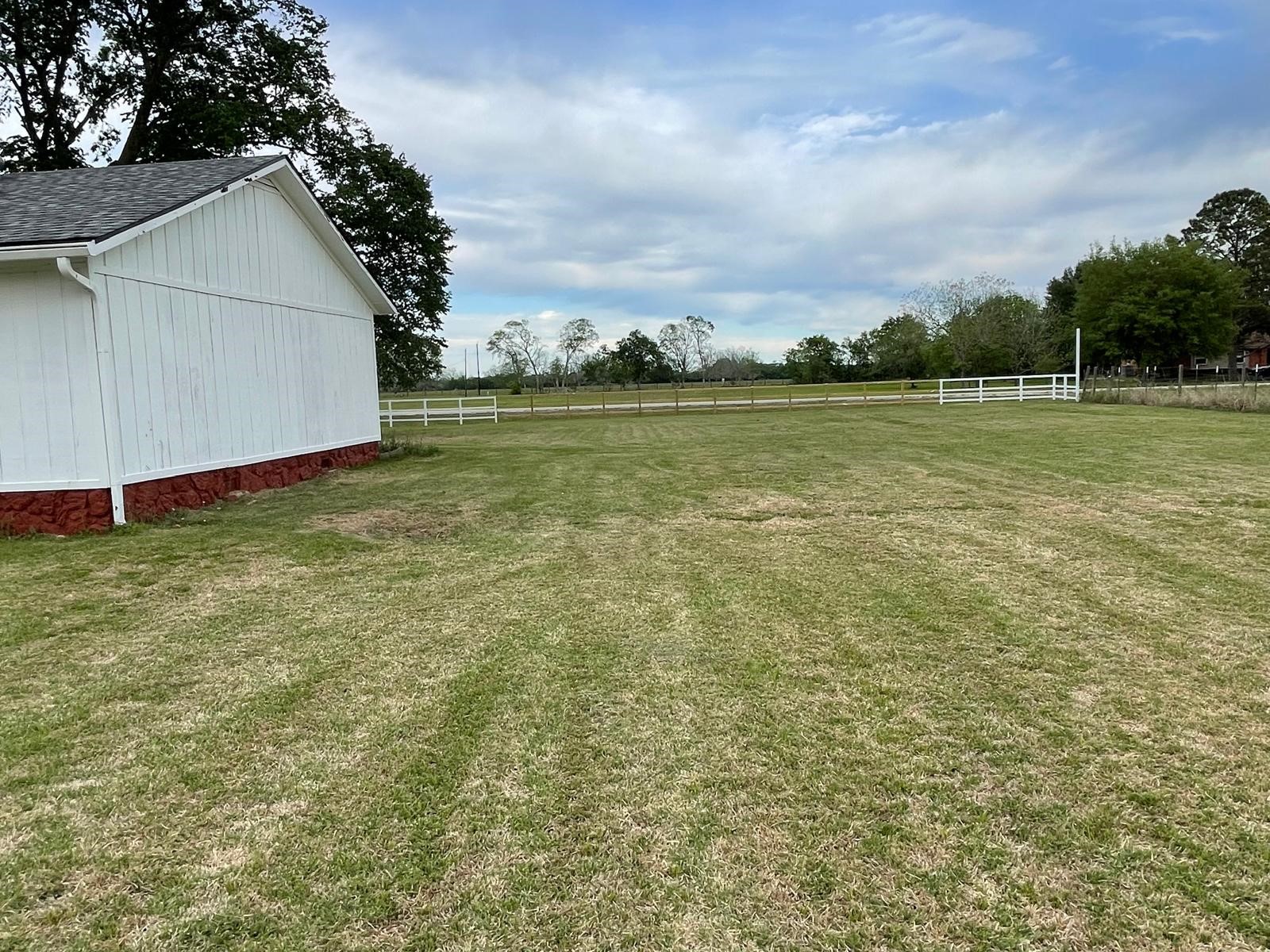 335 Carroll Road Richmond, TX 77469 - Photo 24 of 25 a view of a terrace