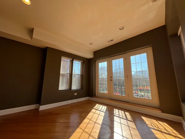 $2,800 | 911 Maple Avenue, Unit 3N, Evanston, IL 60202