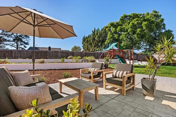 $2,100,000 | 4185 Combe Way, San Diego, CA 92122