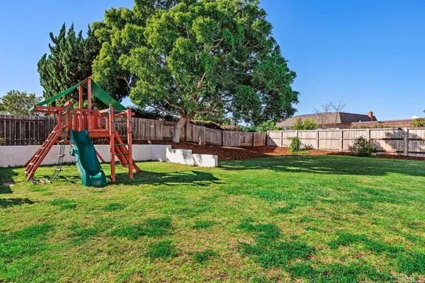 $2,100,000 | 4185 Combe Way, San Diego, CA 92122