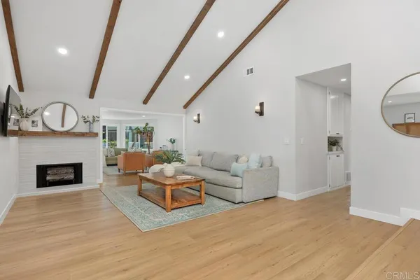 $2,100,000 | 4185 Combe Way, San Diego, CA 92122