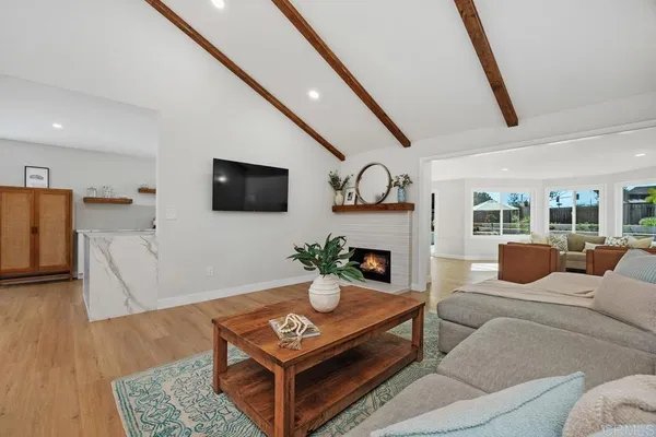 $2,100,000 | 4185 Combe Way, San Diego, CA 92122
