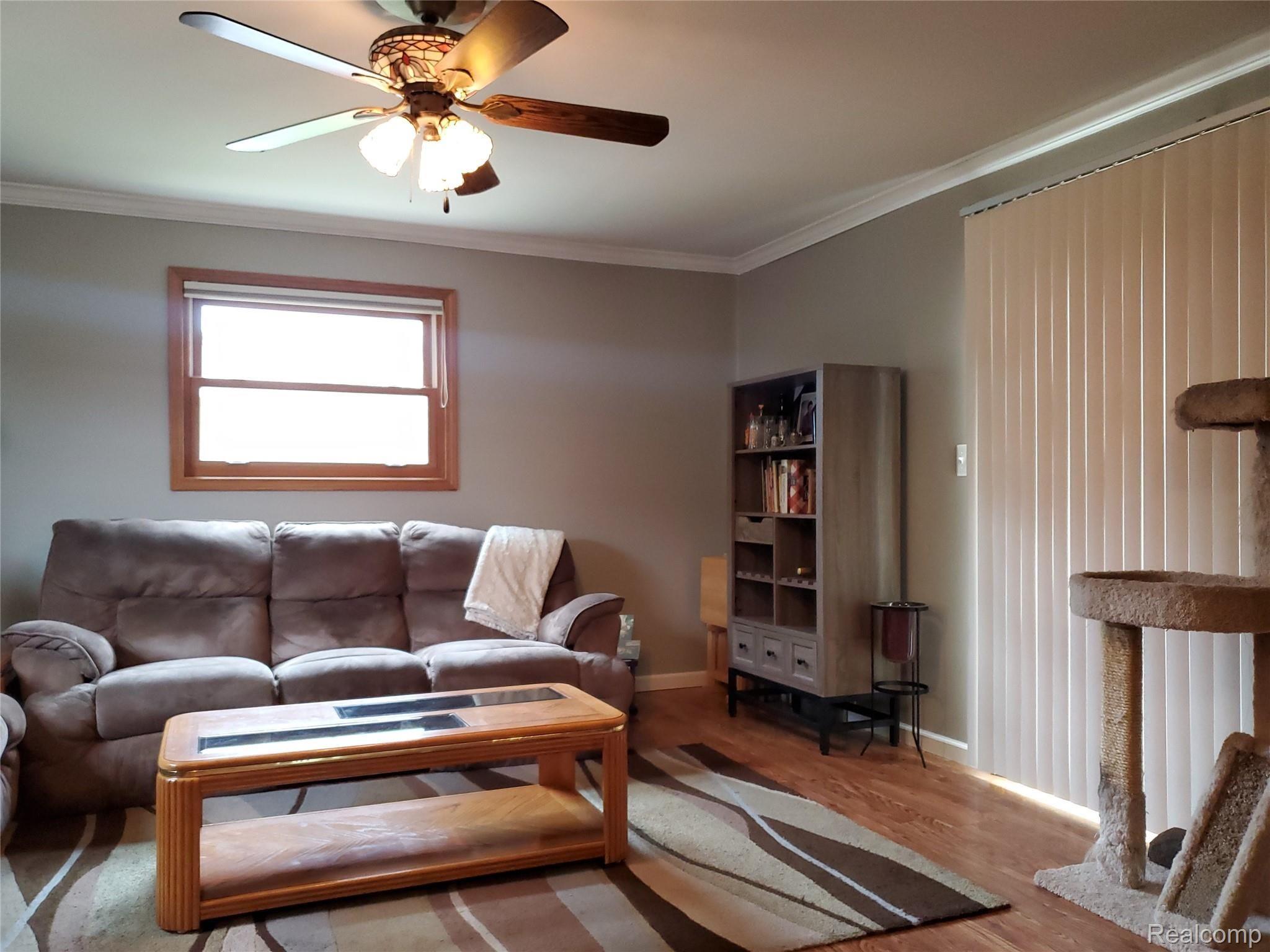 12523 Clinton River Road Sterling Heights, MI 48313 - Photo 22 of 31 20191027_140854.jpg