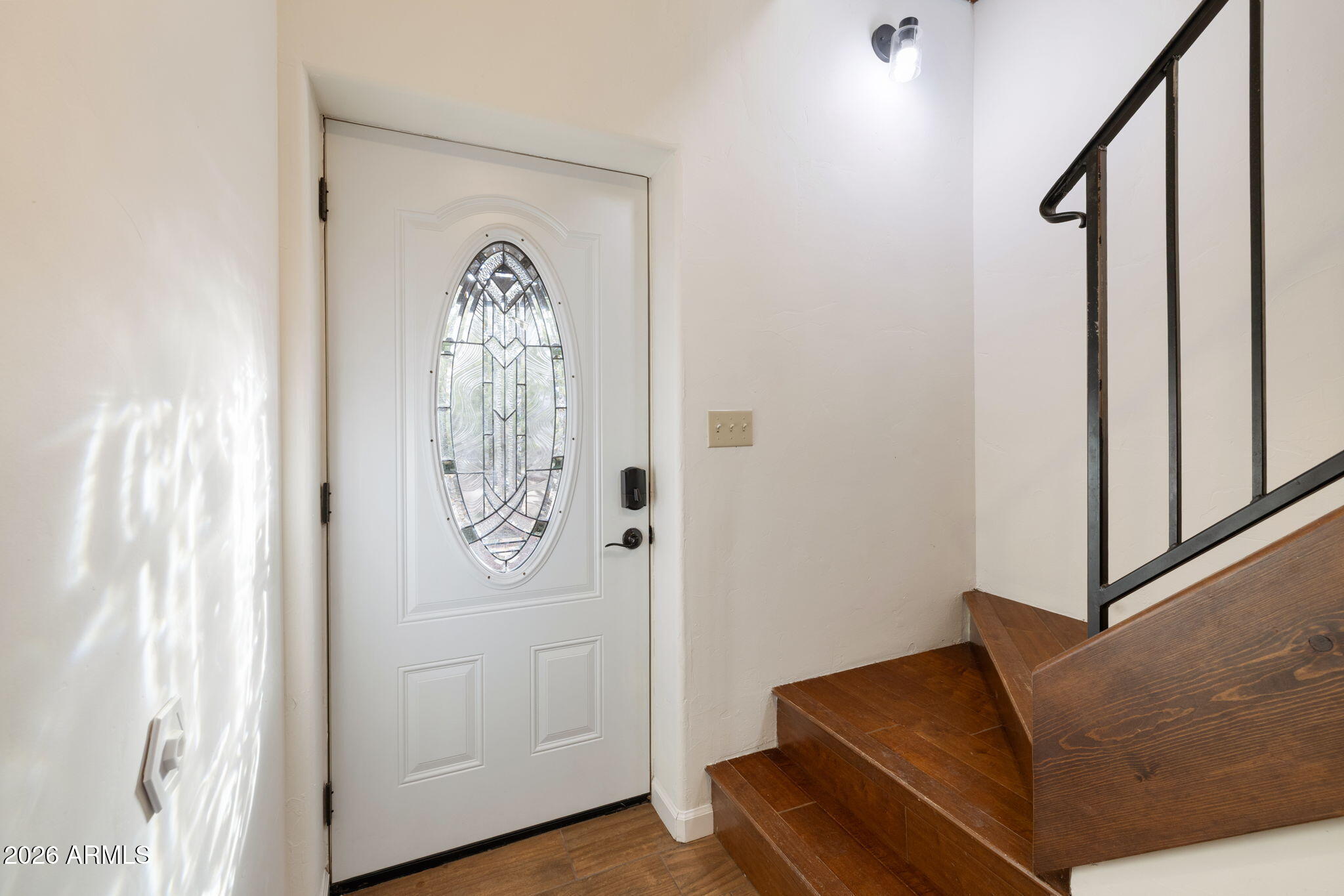 9042 North Red Fox Lane Williams, AZ 86046 - Photo 21 of 56 a view of entryway with wooden floor