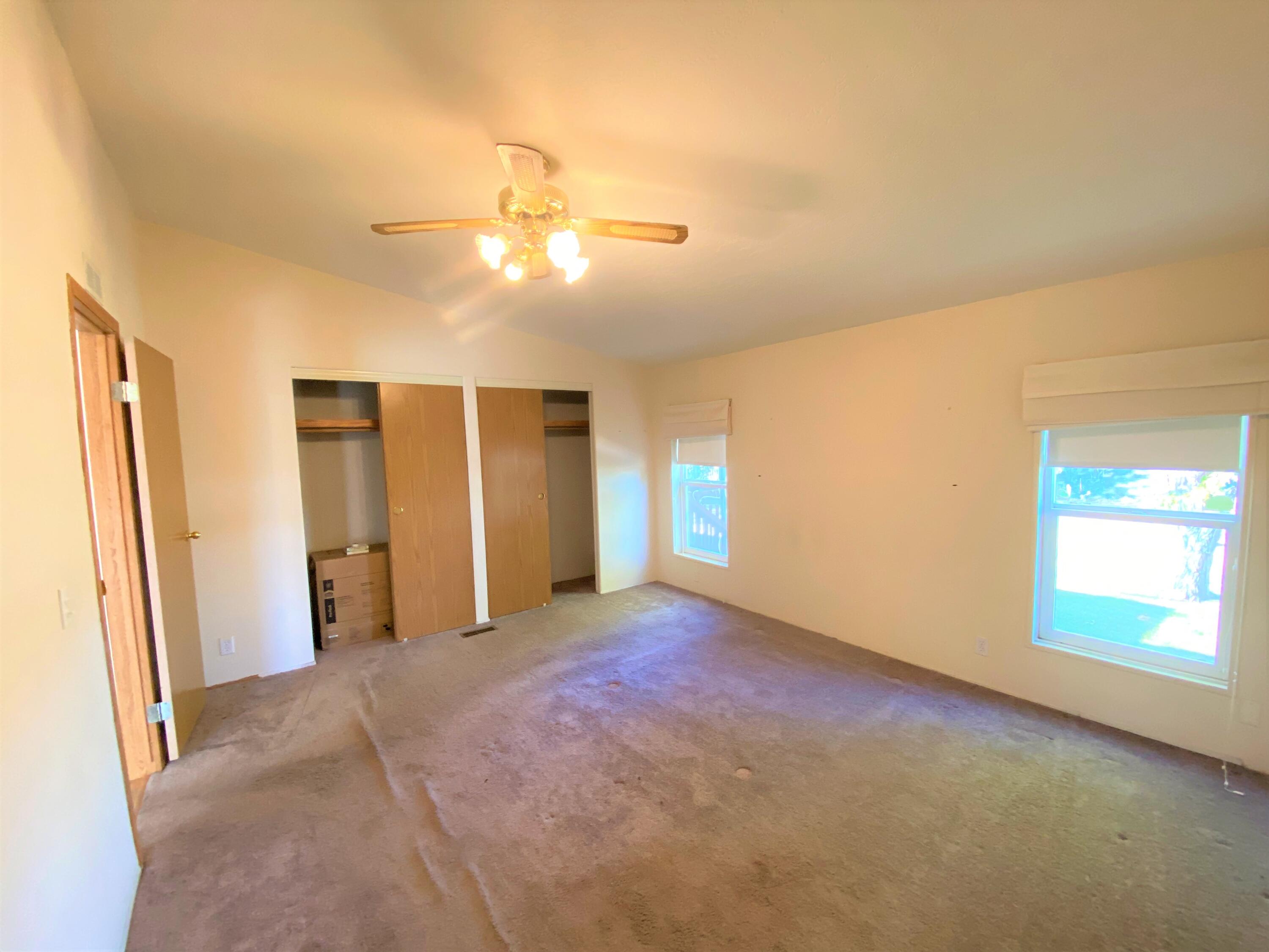 4035 Dodge Road White City, OR 97503 - Photo 12 of 34 Master Bedroom
