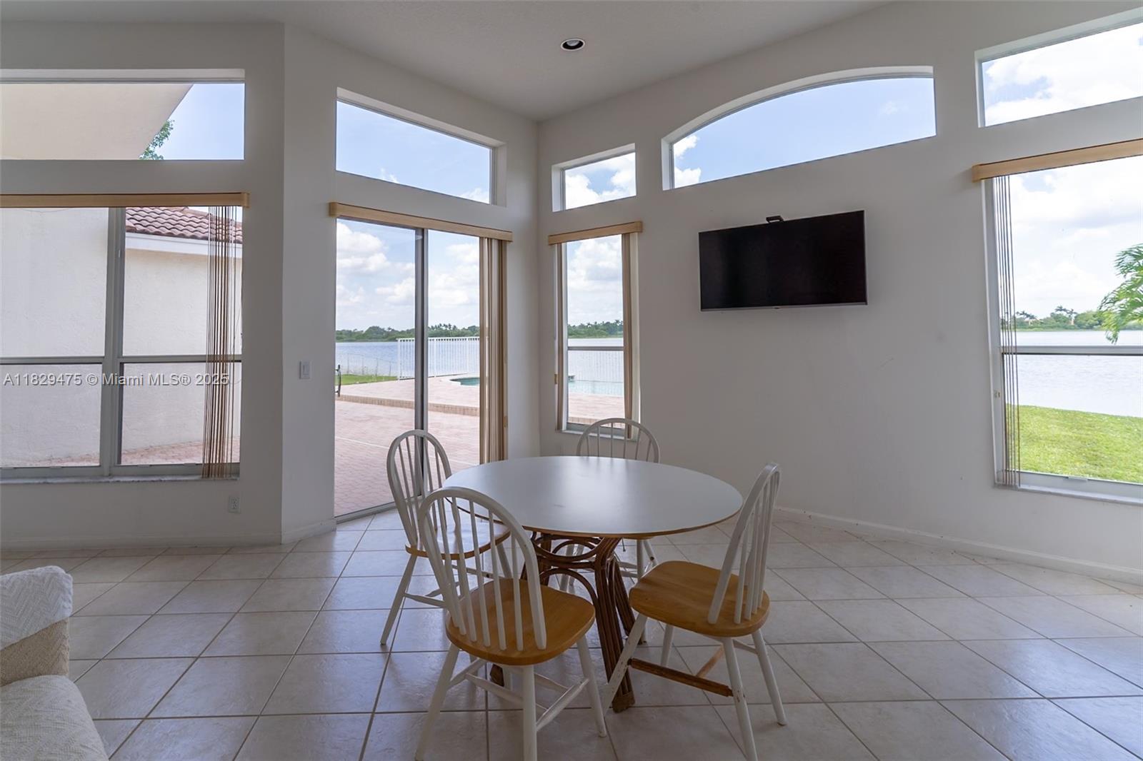 17999 Southwest 35th Street Miramar, FL 33029 - Photo 5 of 14 a dining room with furniture and window