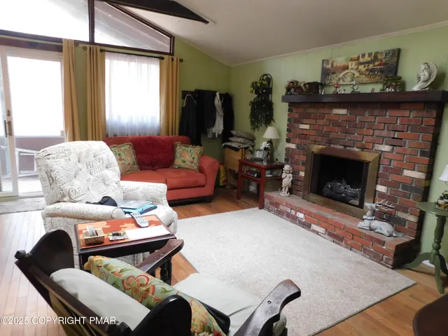 $164,900 | 151 Ottawa Trail, Pocono Lake, PA 18347