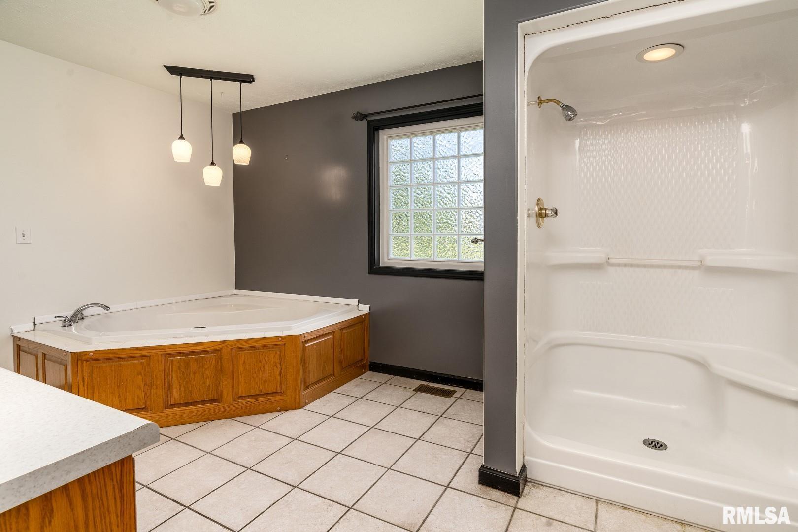 309 Evergreen Trail Herrin, IL 62948 - Photo 18 of 30