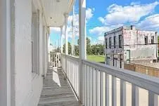 $1,650 | 1025 Melpomene Street, Unit 1A, New Orleans, LA 70130