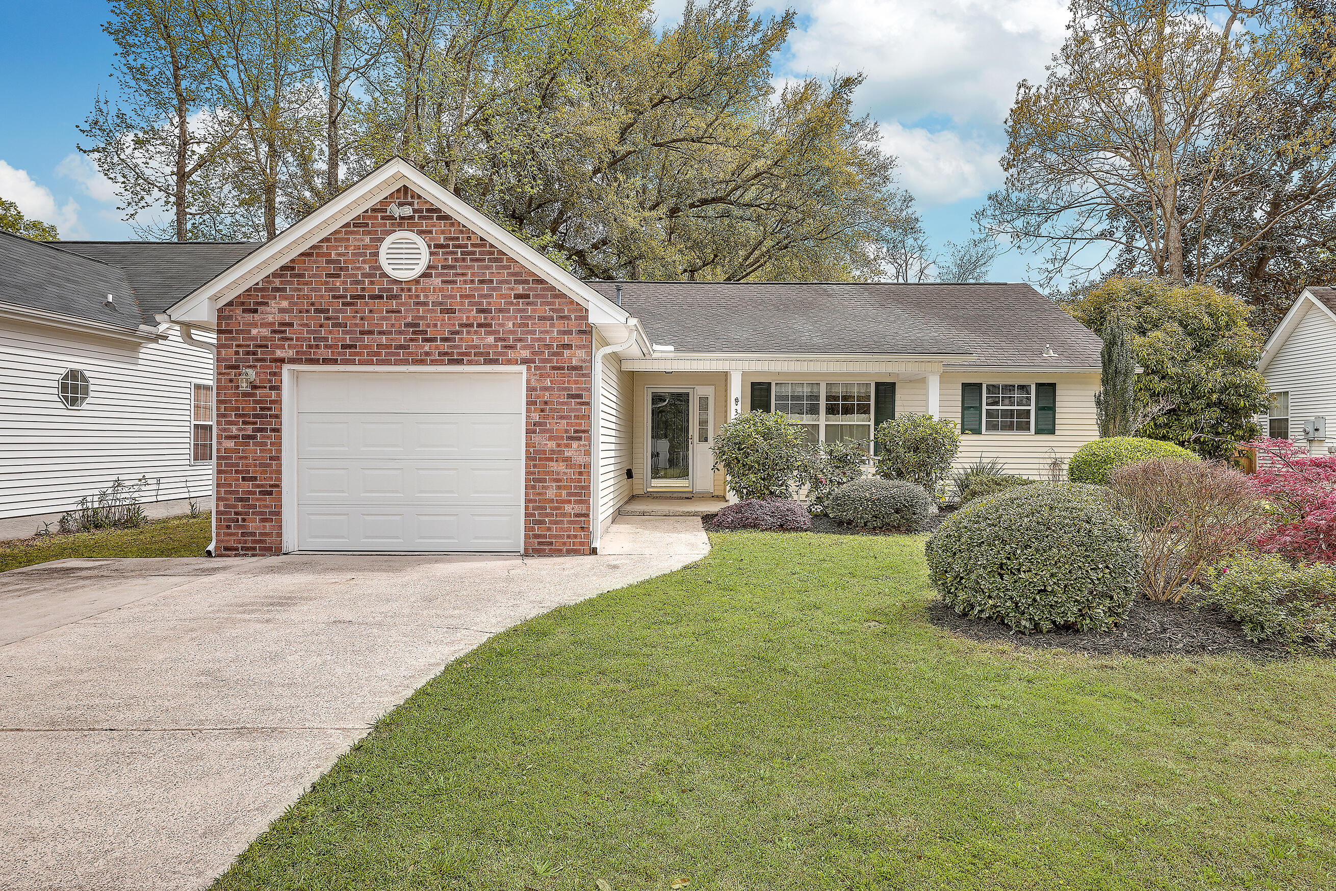 356 Bertram Road Summerville, SC 29485 - Photo 1 of 29 Front