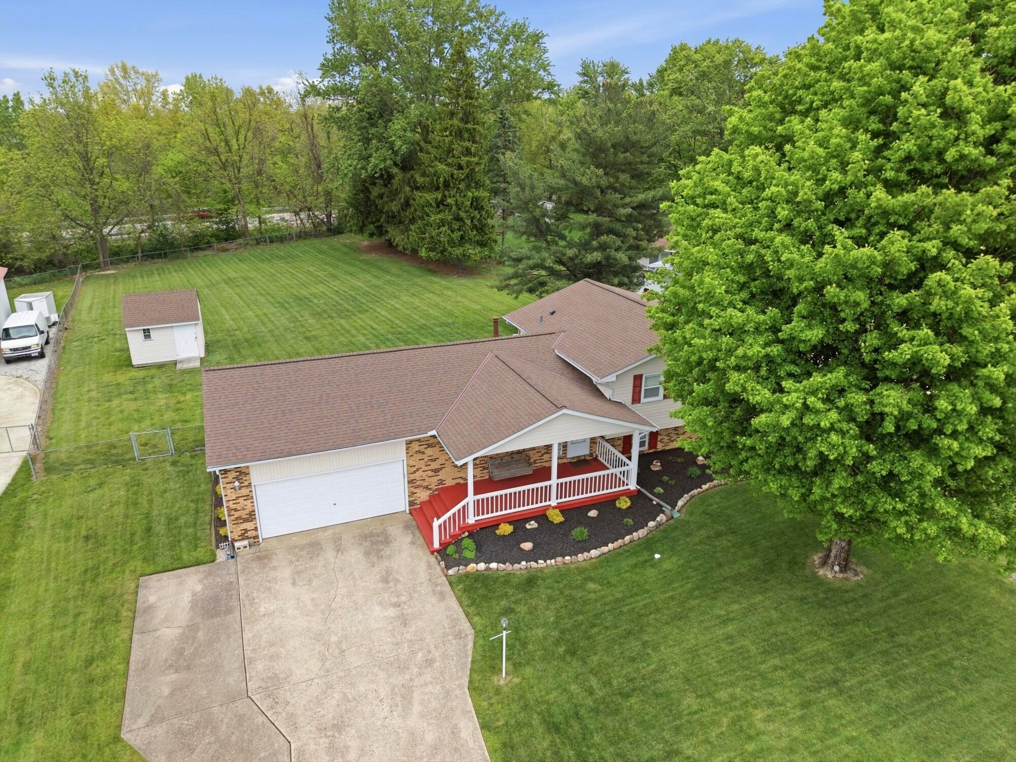 134 Greenbrier Road Sunbury, OH 43074 - Photo 3 of 60