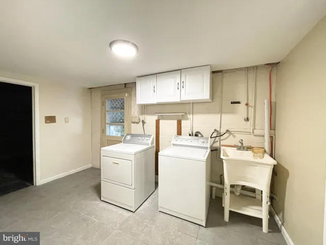 $3,800 | 2604 Roswell Court, Falls Church, VA 22043