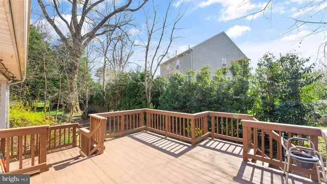 $3,800 | 2604 Roswell Court, Falls Church, VA 22043