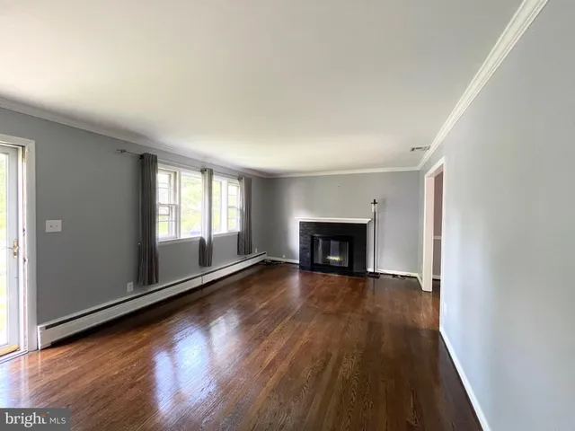 $3,800 | 2604 Roswell Court, Falls Church, VA 22043