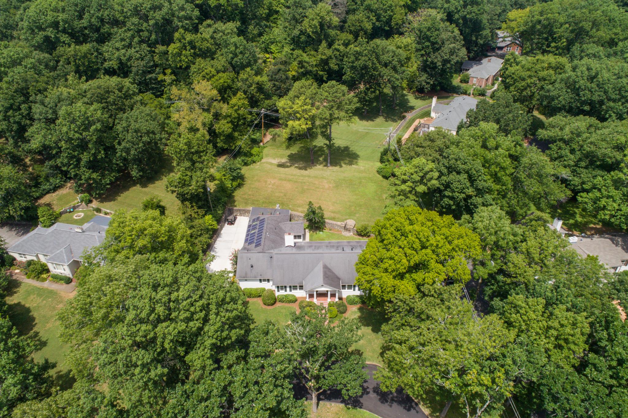 5904 Hickory Valley Road Nashville, TN 37205 - Photo 28 of 30 Gallery Image 28