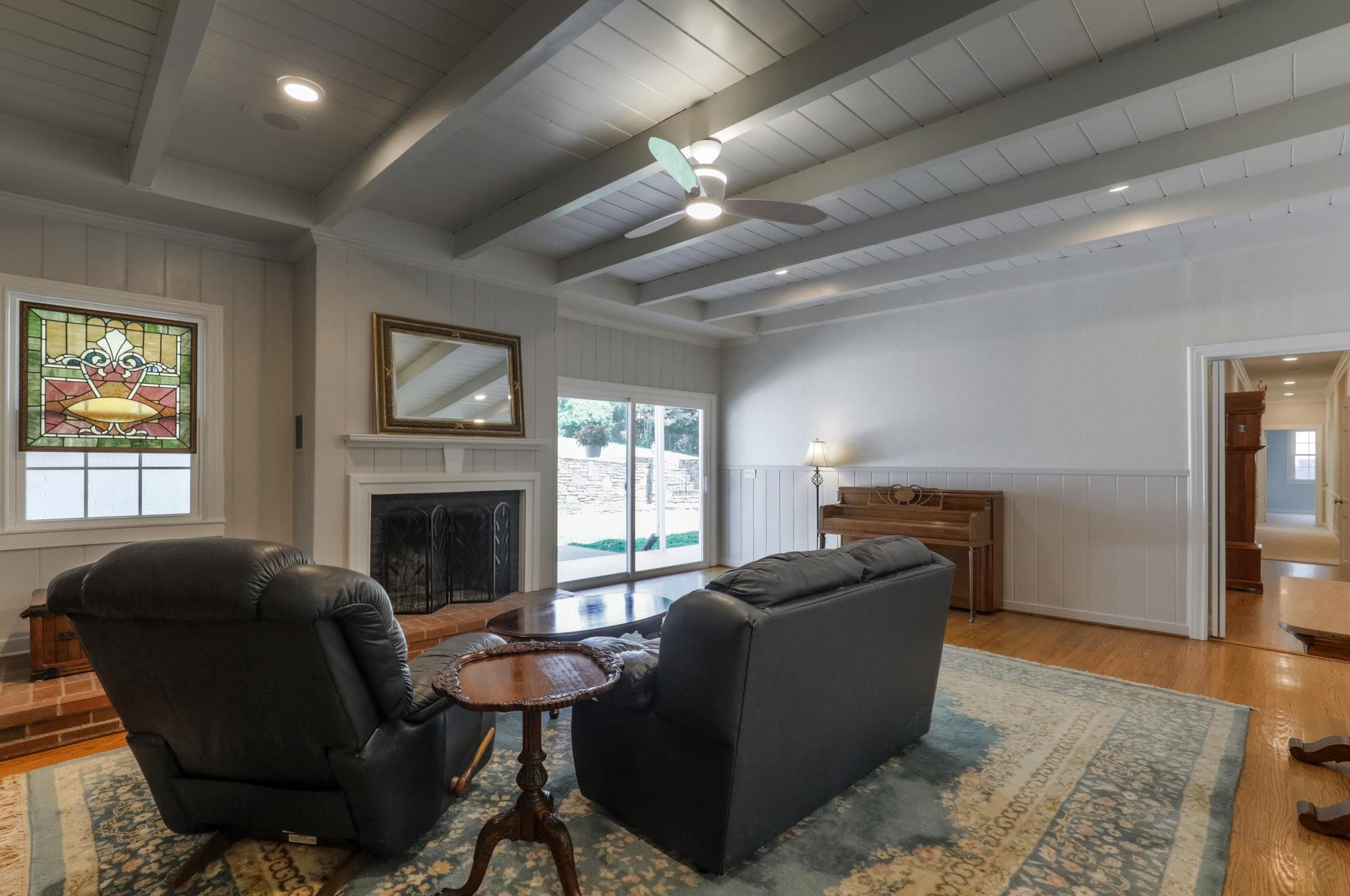 5904 Hickory Valley Road Nashville, TN 37205 - Photo 10 of 30 Gallery Image 10