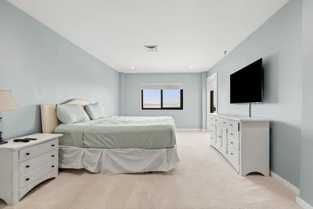 $429,900 | 90 Quincy Shore Drive, Unit 701, Quincy, MA 02171