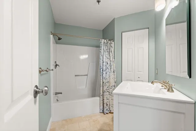 $429,900 | 90 Quincy Shore Drive, Unit 701, Quincy, MA 02171