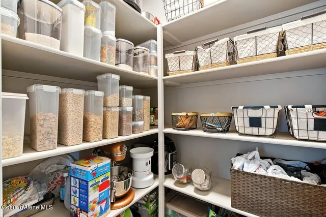 $1,070,000 | 1974 Kelso Lake Road, Athol, ID 83801