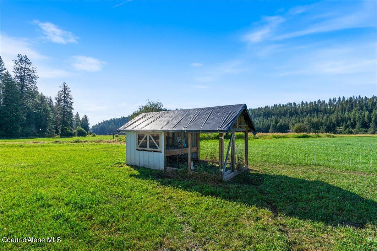 1974 Kelso Lake Road Athol, ID 83801 - Photo 38 of 55 46-Chicken coop