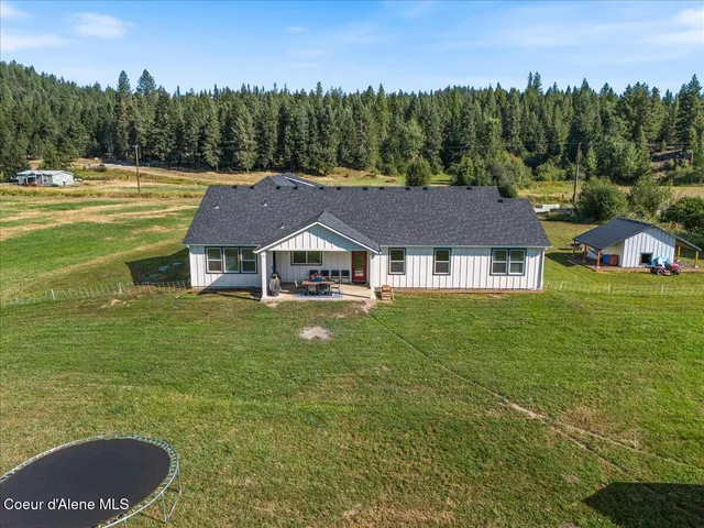 $1,070,000 | 1974 Kelso Lake Road, Athol, ID 83801