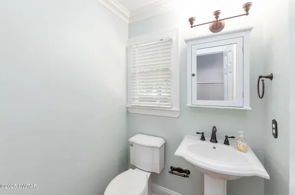 $459,000 | 465 Shadow Ridge Drive, Jackson, TN 38305