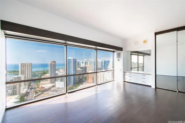 $999,000 | 1750 Kalakaua Avenue, Unit 4100, Honolulu, HI 96826