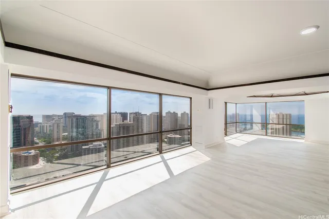 $999,000 | 1750 Kalakaua Avenue, Unit 4100, Honolulu, HI 96826