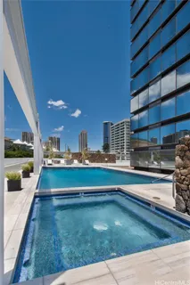 $999,000 | 1750 Kalakaua Avenue, Unit 4100, Honolulu, HI 96826