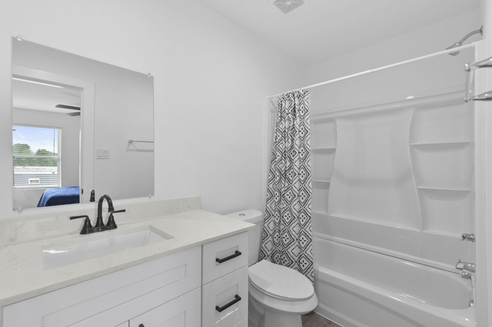 5208 Laura Koppe Road Houston, TX 77016 - Photo 12 of 16